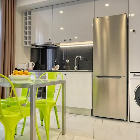 Beco Santa Emilia 3j, A In Madeira *